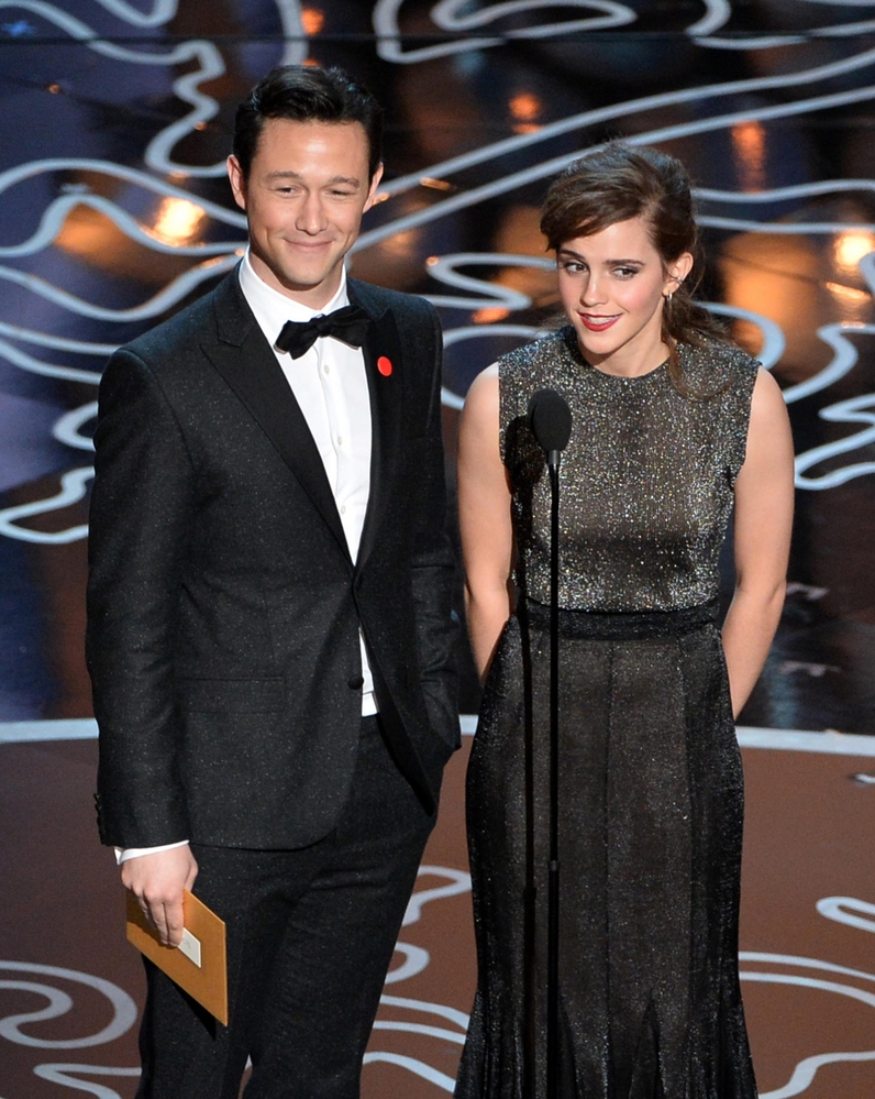 Emma-2014-march-86th-annual-academy-awards_14.jpg