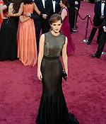 Emma-2014-march-86th-annual-academy-awards_19.jpg