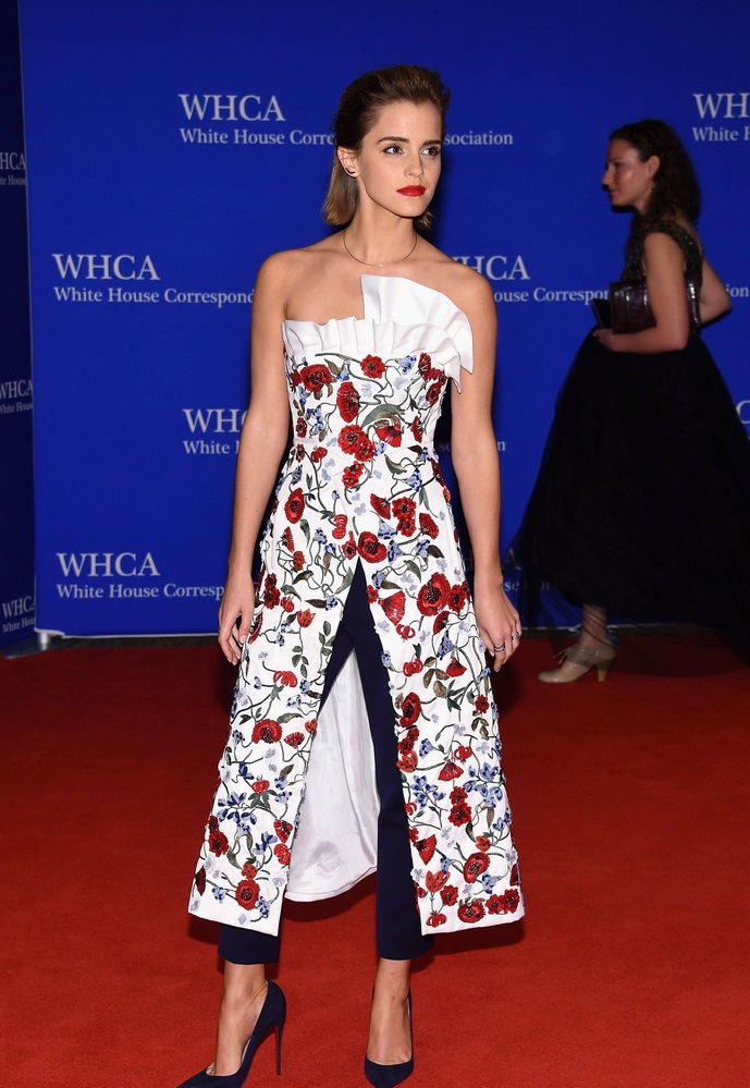 emma_watson_2016_white_house_correspondents_dinner_01.jpg