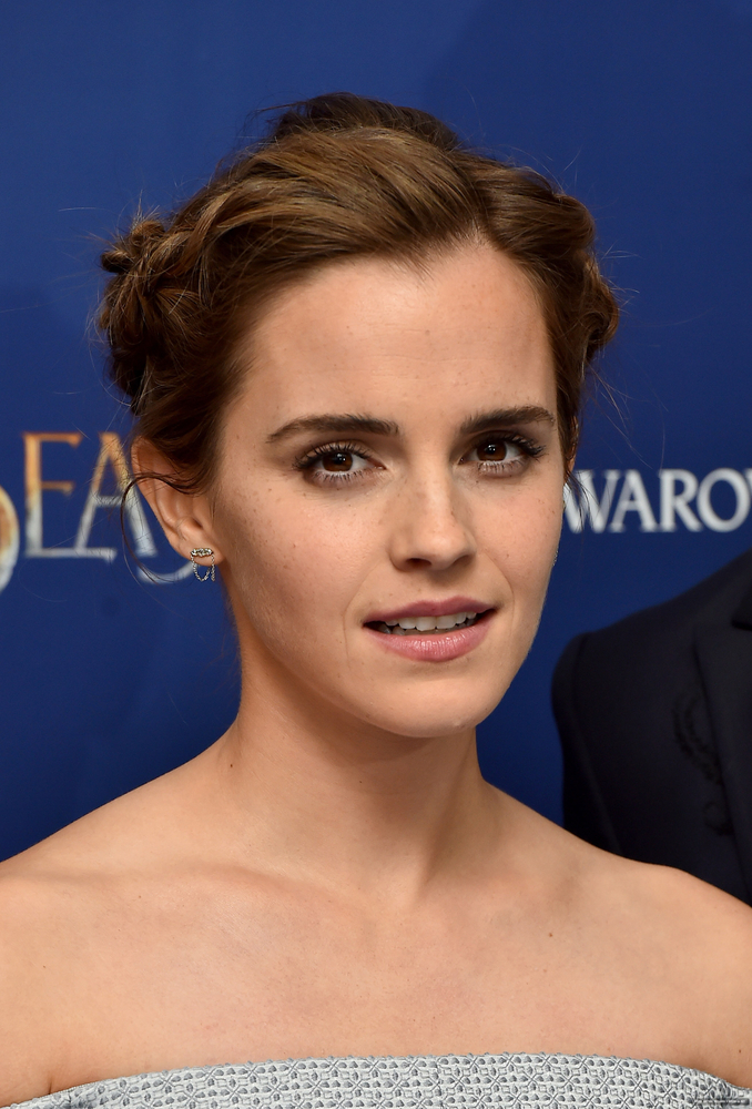 emma_watson_2017_feb_23_batb_london_launch_365.jpg
