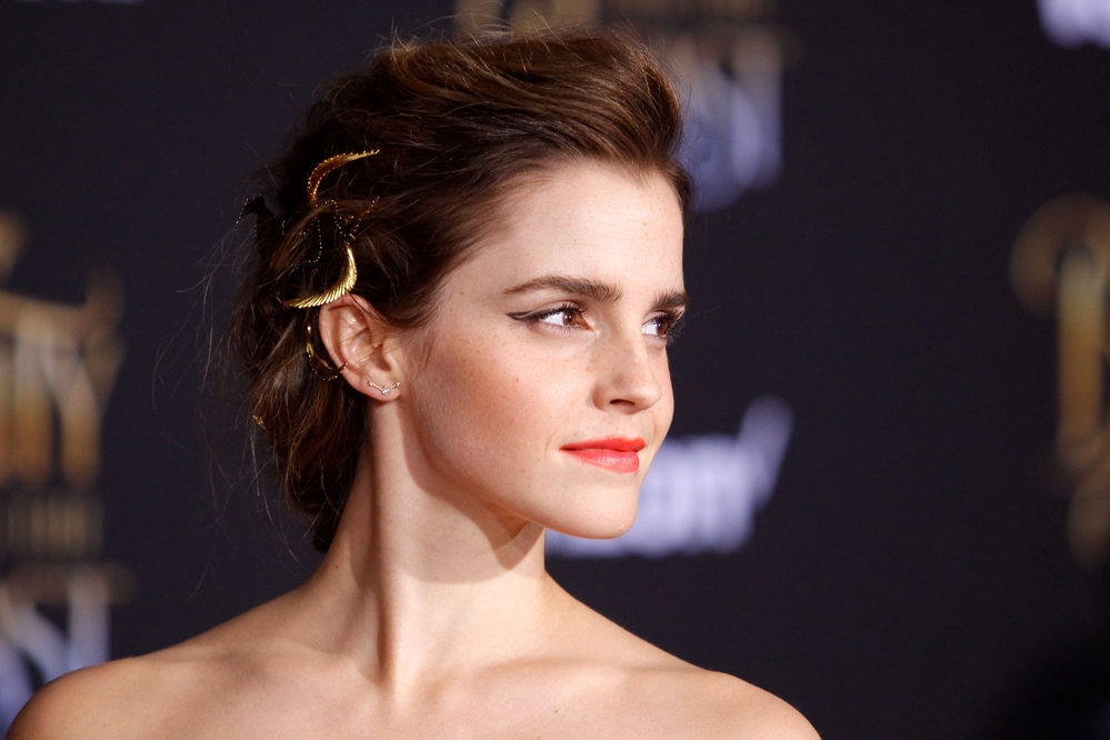 emma_watson_2017_mar_batb_la_premiere_732.jpg