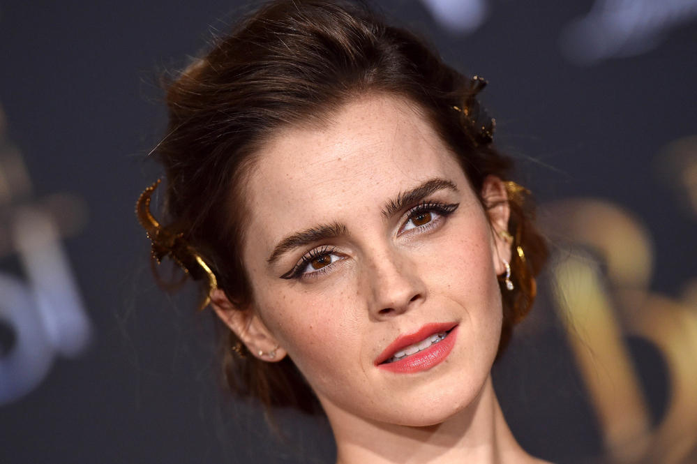 emma_watson_2017_mar_batb_la_premiere_734.jpg
