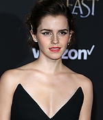 emma_watson_2017_mar_batb_la_premiere_609.jpg