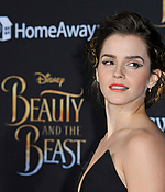 emma_watson_2017_mar_batb_la_premiere_638.jpg