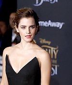 emma_watson_2017_mar_batb_la_premiere_702.jpg