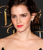 emma_watson_2017_mar_batb_la_premiere_727.jpg