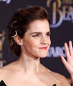 emma_watson_2017_mar_batb_la_premiere_731.jpg