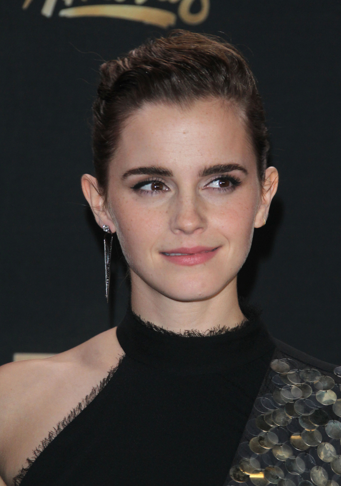 emma_watson_2017_may_7th_mtv_movie_tv_awards_180.jpg