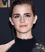 emma_watson_2017_may_7th_mtv_movie_tv_awards_192.jpg