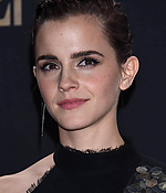 emma_watson_2017_may_7th_mtv_movie_tv_awards_420.jpg