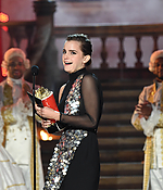 emma_watson_2017_may_7th_mtv_movie_tv_awards_503.jpg