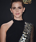 emma_watson_2017_may_7th_mtv_movie_tv_awards_61.jpg