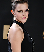 emma_watson_2017_may_7th_mtv_movie_tv_awards_65.jpg