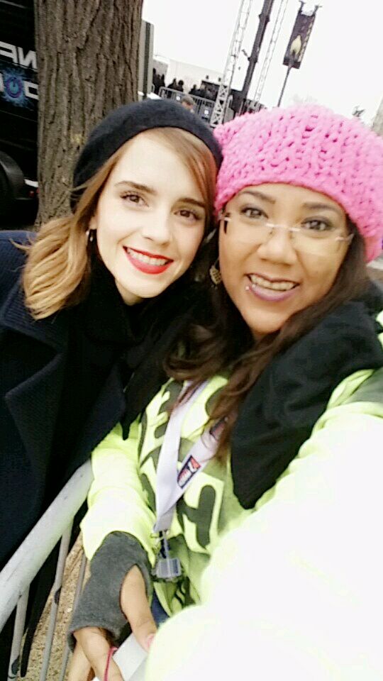 emma_watson_2017_womens_march_on_washington_61.jpg