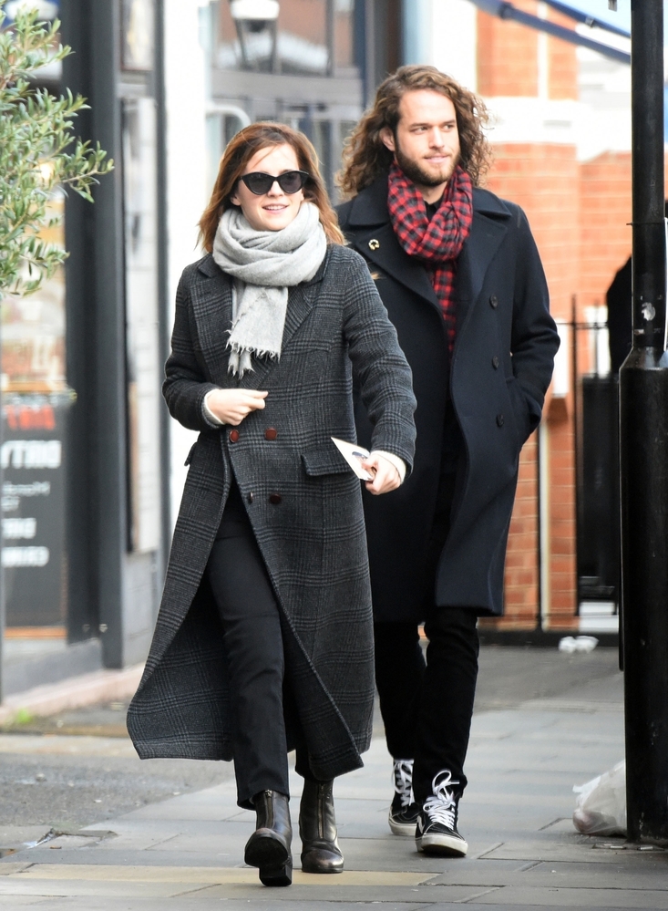 EEW_2019candid_dec18_out_for_lunch_in_london_001.jpg
