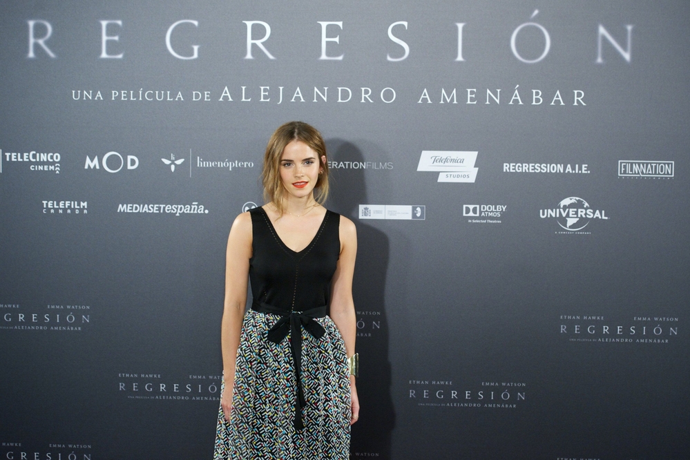 emma_2015_regression_photocall_madrid_45.jpg