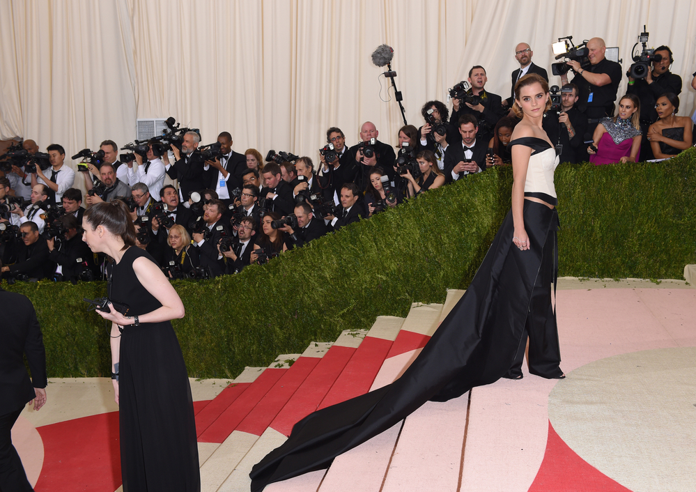 emma_watson_2016_met_costume_institute_gala_155.jpg