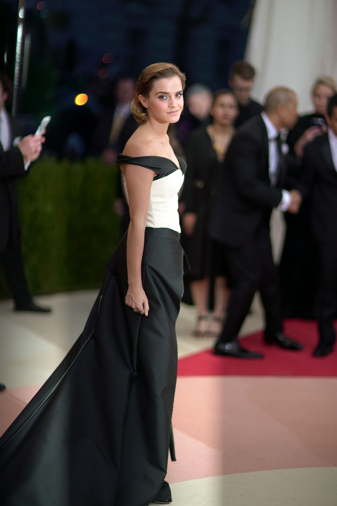 emma_watson_2016_met_costume_institute_gala_245.jpg