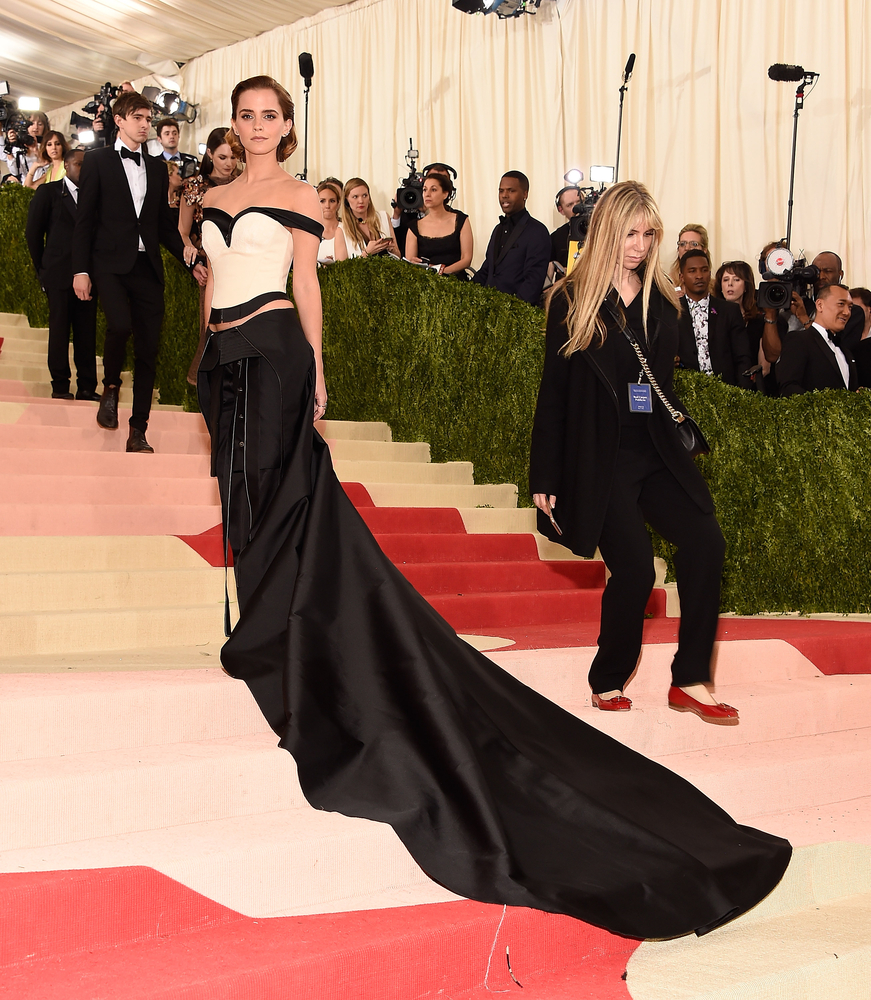 emma_watson_2016_met_costume_institute_gala_83.jpg