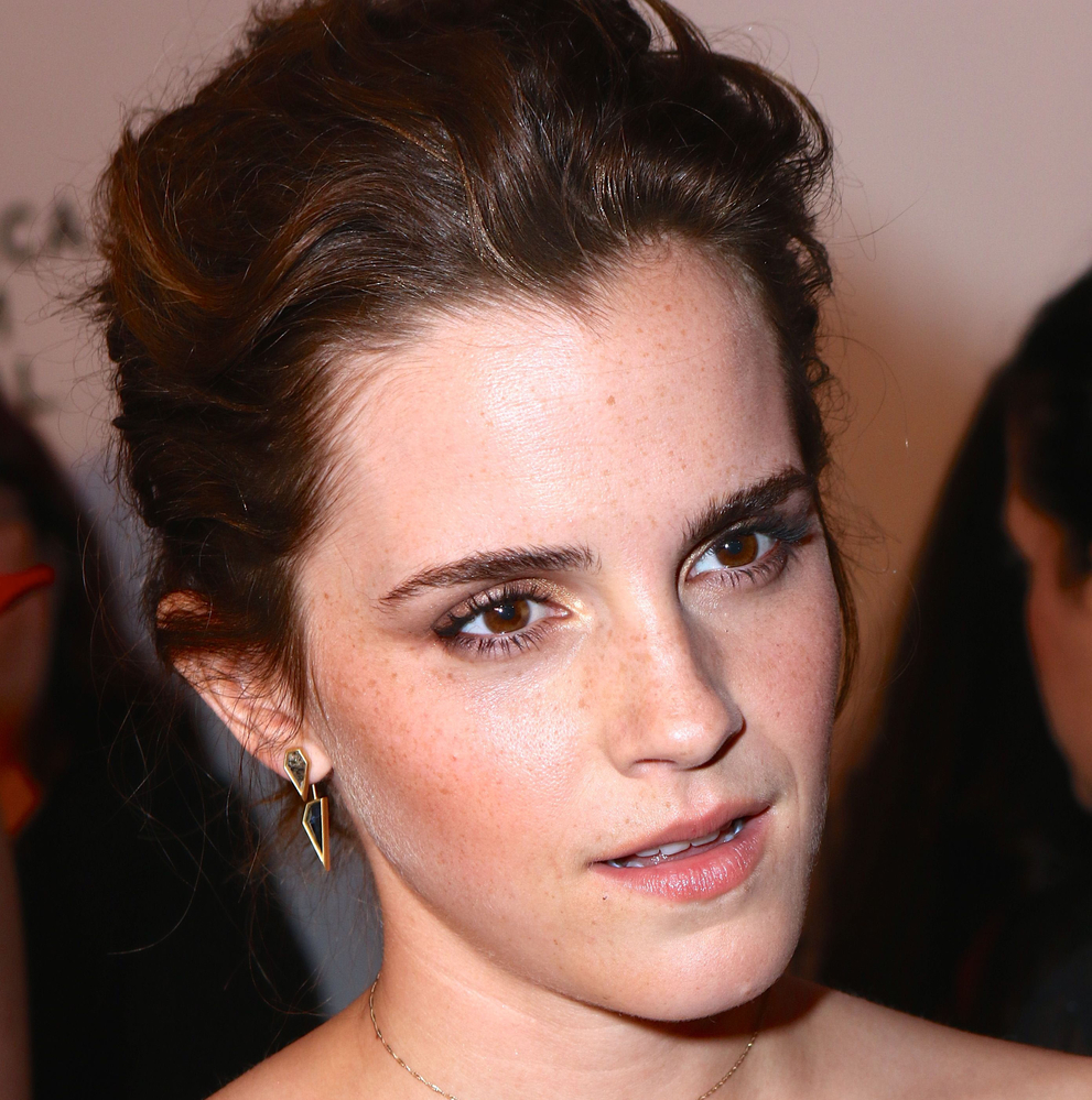emma_watson_2017_april_26th_the_circle_premiere_tribeca_film_festival_132.jpg