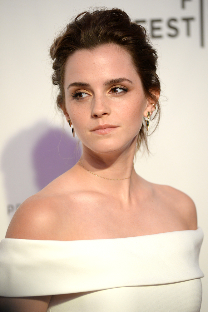emma_watson_2017_april_26th_the_circle_premiere_tribeca_film_festival_135.jpg