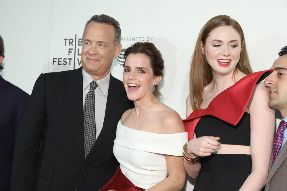 emma_watson_2017_april_26th_the_circle_premiere_tribeca_film_festival_36.jpg