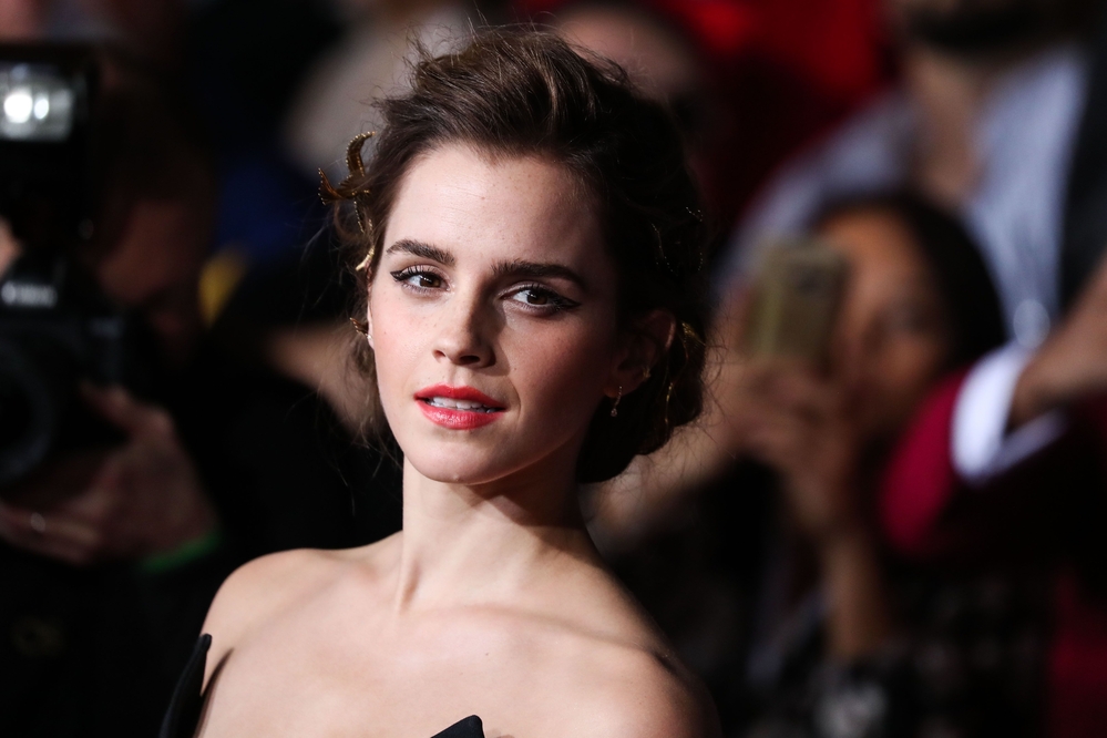 emma_watson_2017_mar_batb_la_premiere_309.jpg
