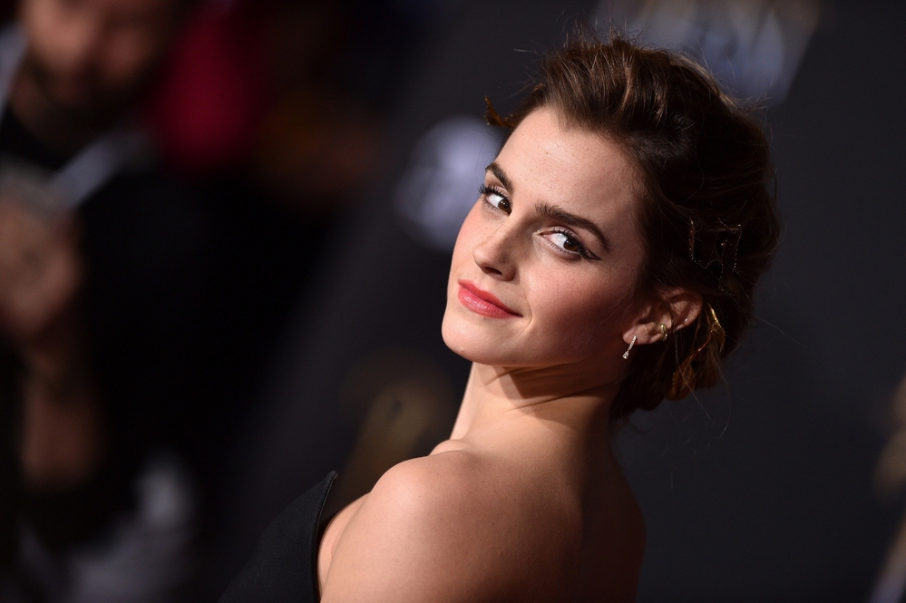 emma_watson_2017_mar_batb_la_premiere_357.jpg