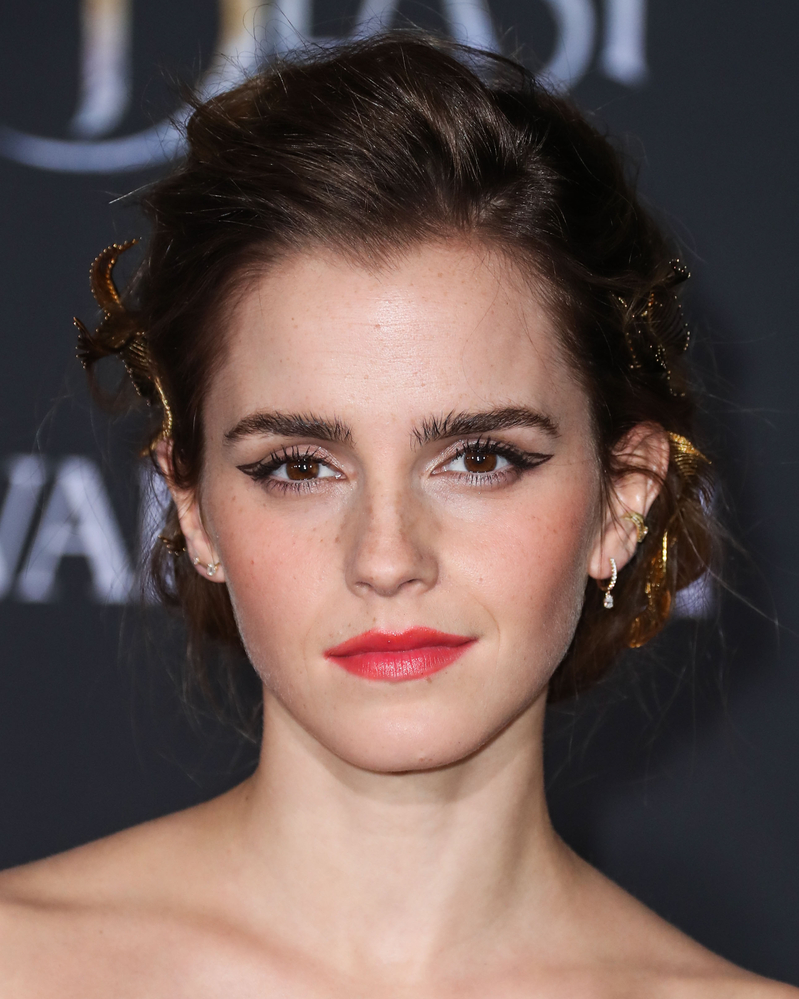 emma_watson_2017_mar_batb_la_premiere_427.jpg