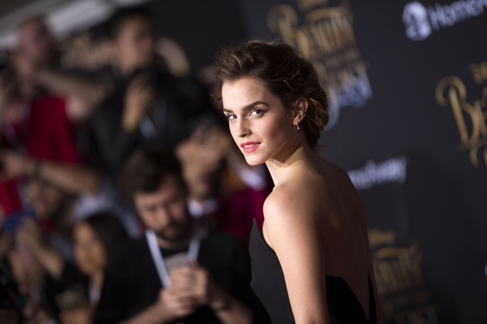 emma_watson_2017_mar_batb_la_premiere_446.jpg