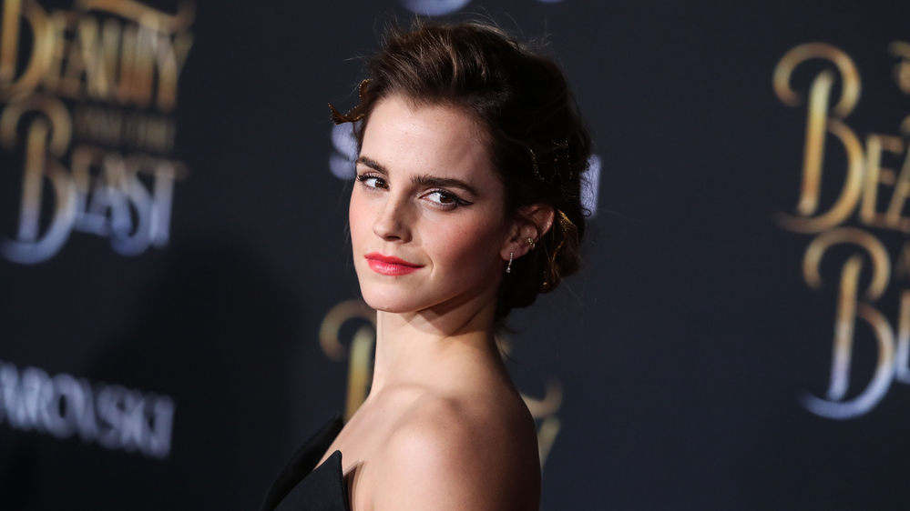 emma_watson_2017_mar_batb_la_premiere_452.jpg