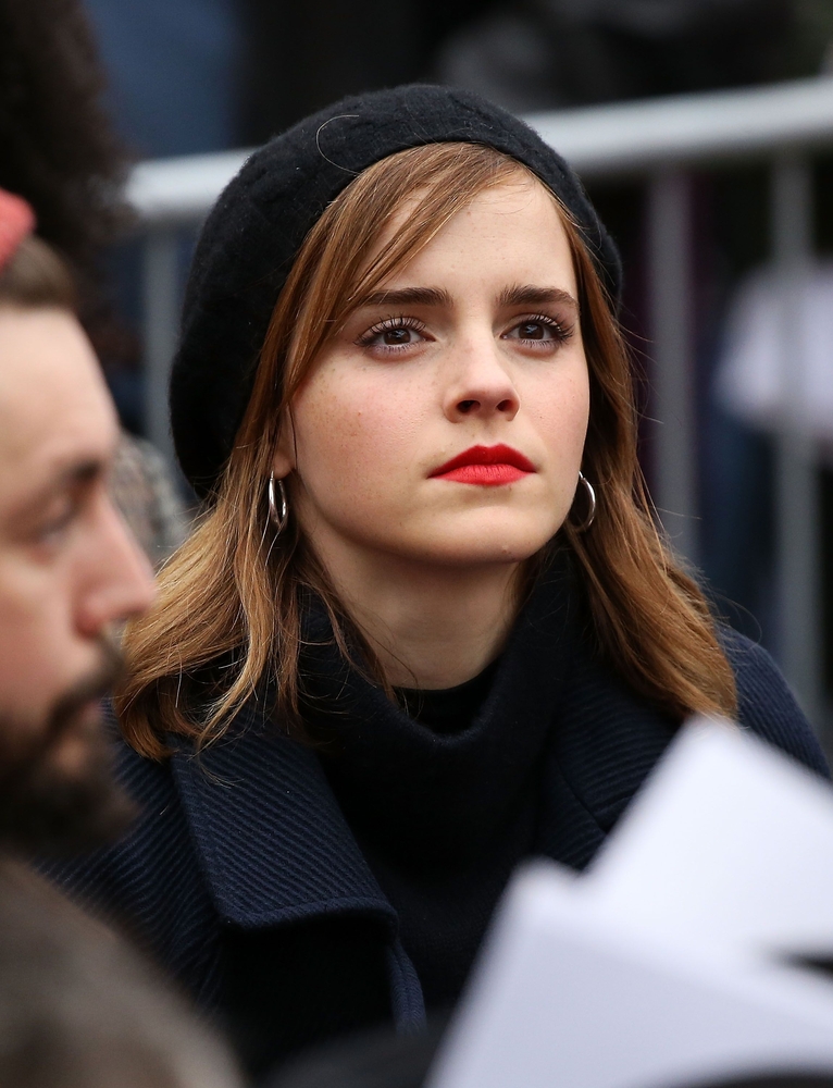 emma_watson_2017_womens_march_on_washington_28.jpg