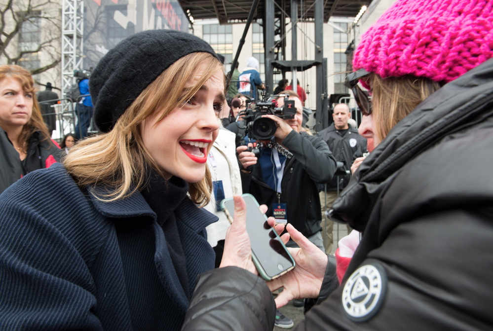 emma_watson_2017_womens_march_on_washington_30.jpg