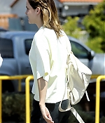 EEW_2019candid_aug13_out_for_lunch_in_santa_monica_ca_010.jpg