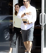 EEW_2019candid_aug13_out_for_lunch_in_santa_monica_ca_016.jpg