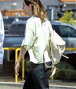 EEW_2019candid_aug13_out_for_lunch_in_santa_monica_ca_024.jpg