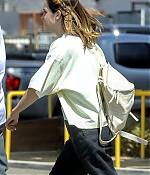 EEW_2019candid_aug13_out_for_lunch_in_santa_monica_ca_025.jpg