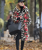 EEW_2019candid_nov3_out_and_about_in_london_001.jpg