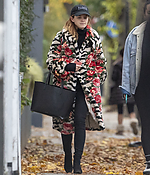 EEW_2019candid_nov3_out_and_about_in_london_015.jpg