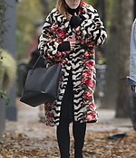 EEW_2019candid_nov3_out_and_about_in_london_021.jpg