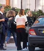 EEW_2019candid_oct22_out_for_lunch_in_london_009.jpg