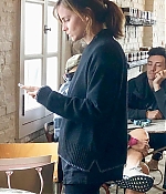 EEW_2019candid_out_for_coffee_in_venice_ca_004.jpg