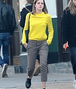EEW_2019candid_out_for_lunch_in_primrose_hill_london_011.jpg