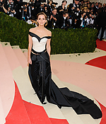emma_watson_2016_met_costume_institute_gala_121.jpg