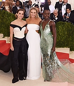 emma_watson_2016_met_costume_institute_gala_173.jpg