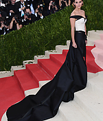 Filename=emma_watson_2016_met_costume_institute_gala_64.jpg
Filesize=1697KiB
Dimensions=3200x4800
Date added=May 12, 2016 emma_watson_2016_met_costume_institute_gala_64.jpg