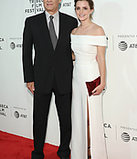 emma_watson_2017_april_26th_the_circle_premiere_tribeca_film_festival_25.jpg
