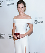 emma_watson_2017_april_26th_the_circle_premiere_tribeca_film_festival_79.jpg