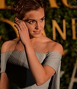 Filename=emma_watson_2017_feb_23_batb_london_launch_186.jpg
Filesize=925KiB
Dimensions=1712x2572
Date added=Mar 19, 2017 emma_watson_2017_feb_23_batb_london_launch_186.jpg