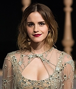emma_watson_2017_feb_27_batb_premiere_in_shanghai_01.jpg